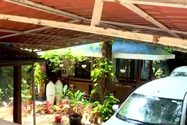 ED raids Dino Morea's residence in Mumbai