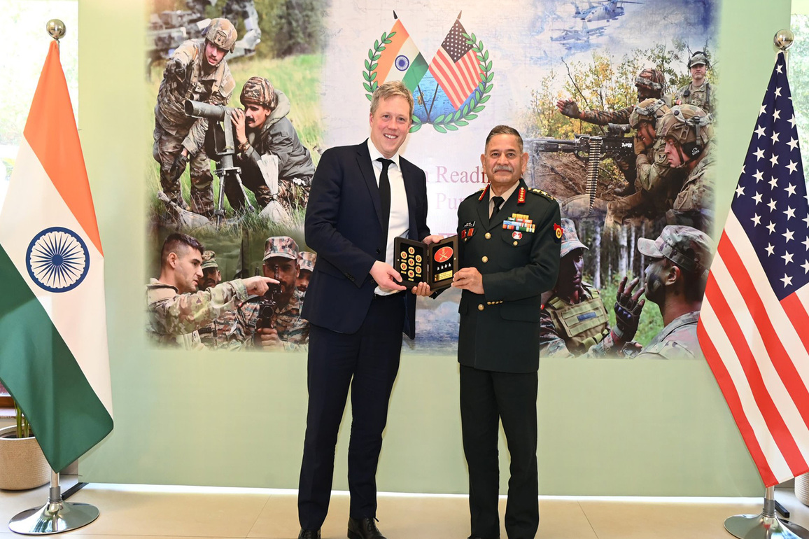 US Secretary of Army Driscoll calls on COAS General Upendra Dwivedi, discusses deepening defence cooperation