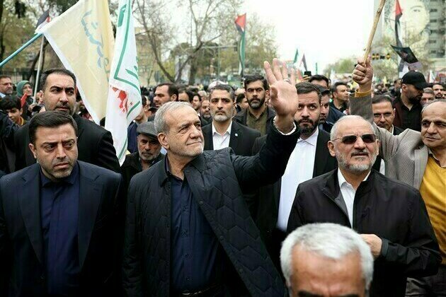 Iranian President Points Finger at Sponsors of Israel