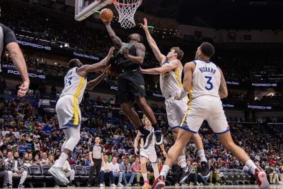 Pelicans withstand late Warriors push behind Zion Williamson's 26