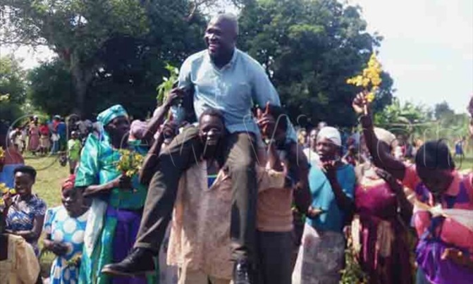 Over 300 opposition cross to NRM Over 300 opposition cross to NRM