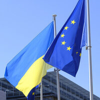 EU issues warning to Ukraine over graft scandal