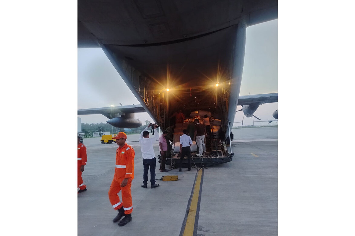 Third consignment of 10 tonnes of relief materials departs for flood-hit Nepal; India sends 57.5 tonnes in total