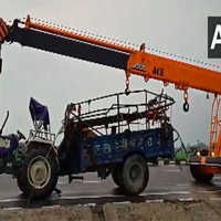UP: Eight dead, 3 critically injured after truck collides with tractor carrying devotees in Bulandshahr