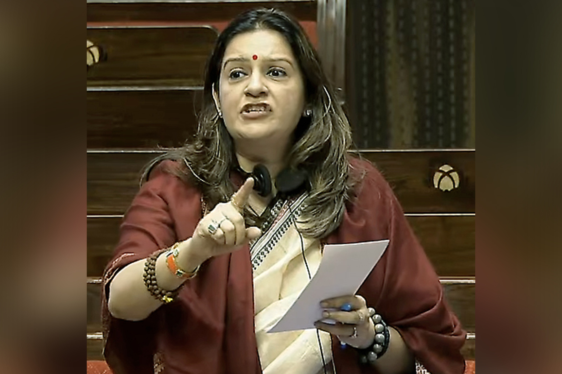 "Shows pettiness of ruling dispensation," UBT Sena's Priyanka Chaturvedi criticises non-presence of opposition leaders at banquet for Putin