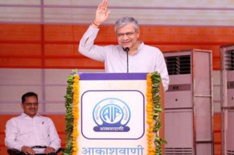 Ashwini Vaishnaw inaugurates 20 KW Akashvani FM Transmitter at Jaisalmer's Ramgarh
