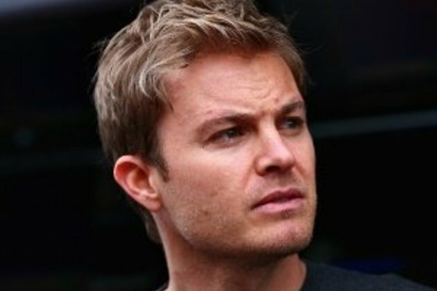 Rosberg: &#039;Albon left the door open&#039; for Hamilton