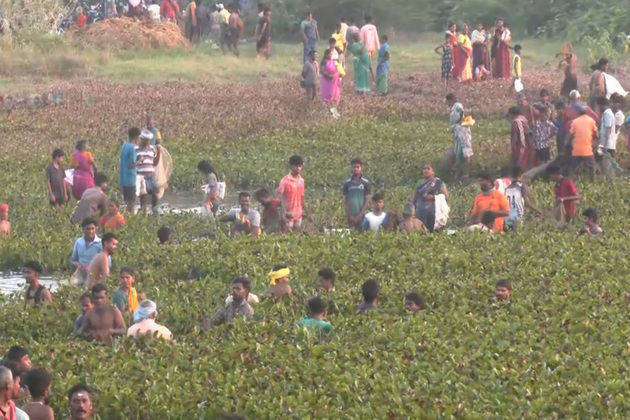 Tamil Nadu: Centuries-old fishing festival celebrated in Kallandhiri village near Melur