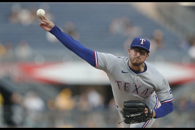 Dane Dunning, Rangers hope to hold down slumping Cards
