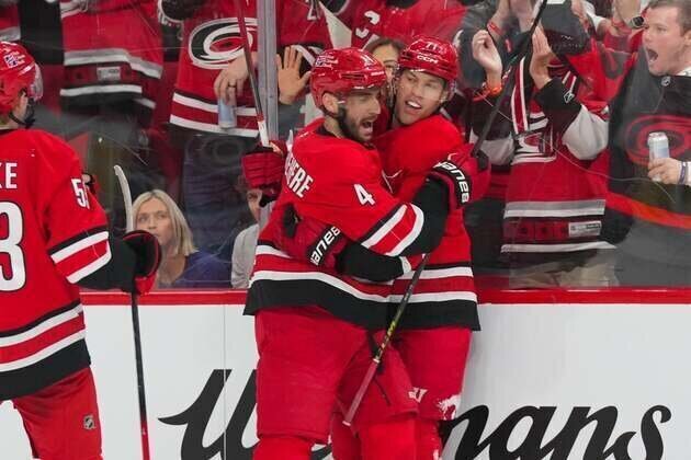 Hurricanes earn 5th straight win with clipping of Wings