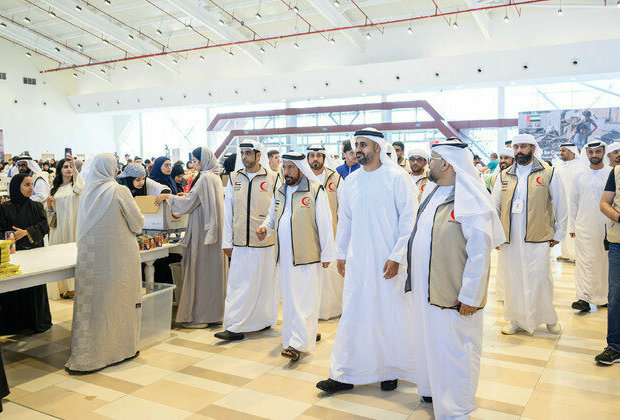 Theyab bin Mohamed bin Zayed Al Nahyan visits Tarahum - for Gaza campaign centre in Abu Dhabi