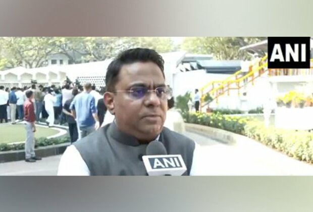 "Give 5% reservation to Muslims in Maharashtra": Samajawadi Party MLA Rais Shaikh on Cabinet's approval of Maratha quota bill