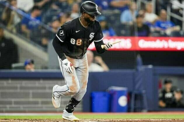 White Sox reinstate OF Luis Robert Jr. (hamstring) from IL