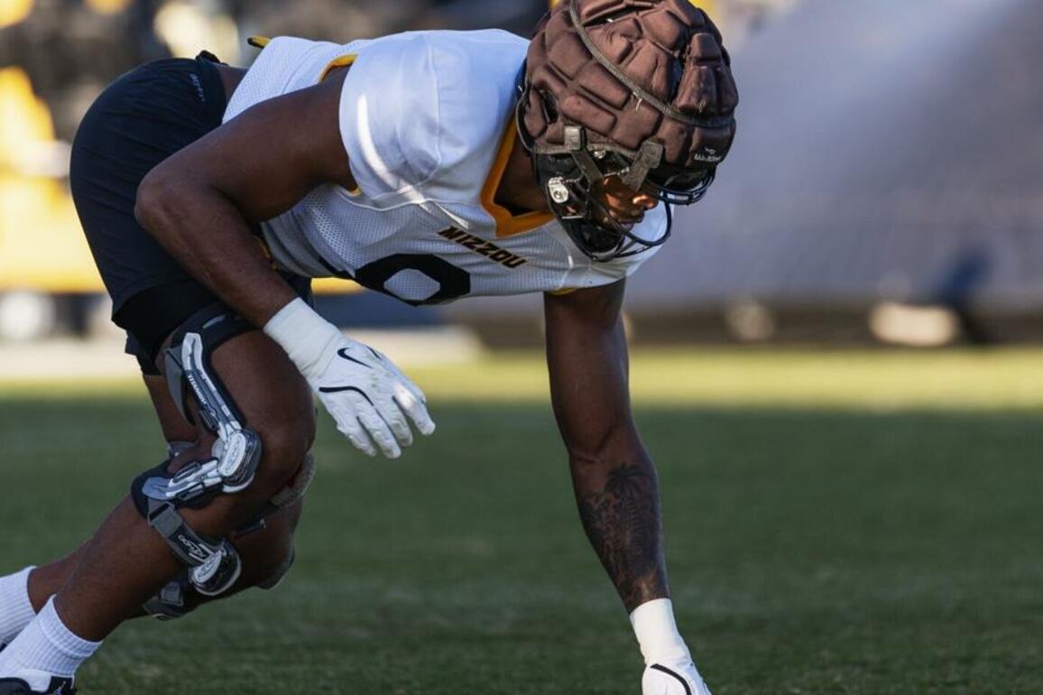 Join Mizzou beat writer Eli Hoff for his live chat
