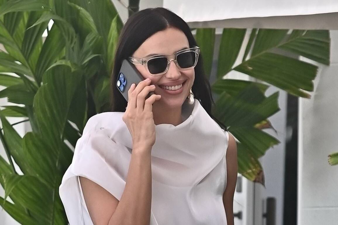 Irina Shayk is a vision in white as she prepares for Carnival in Rio de Janeiro