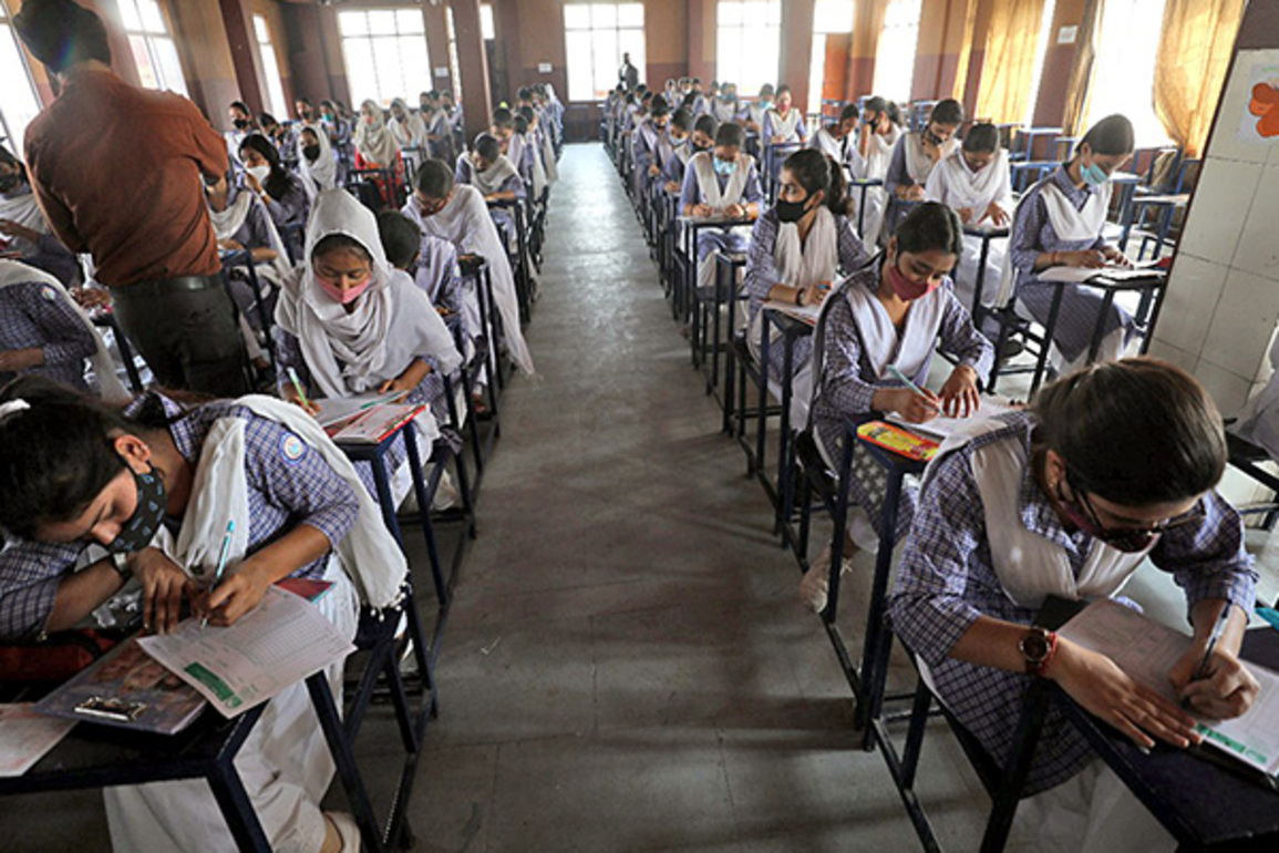 Over 20 schools in Delhi receive bomb threats via emails: Police