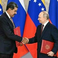 Putin, Maduro Sign Strategic Partnership Treaty in Moscow