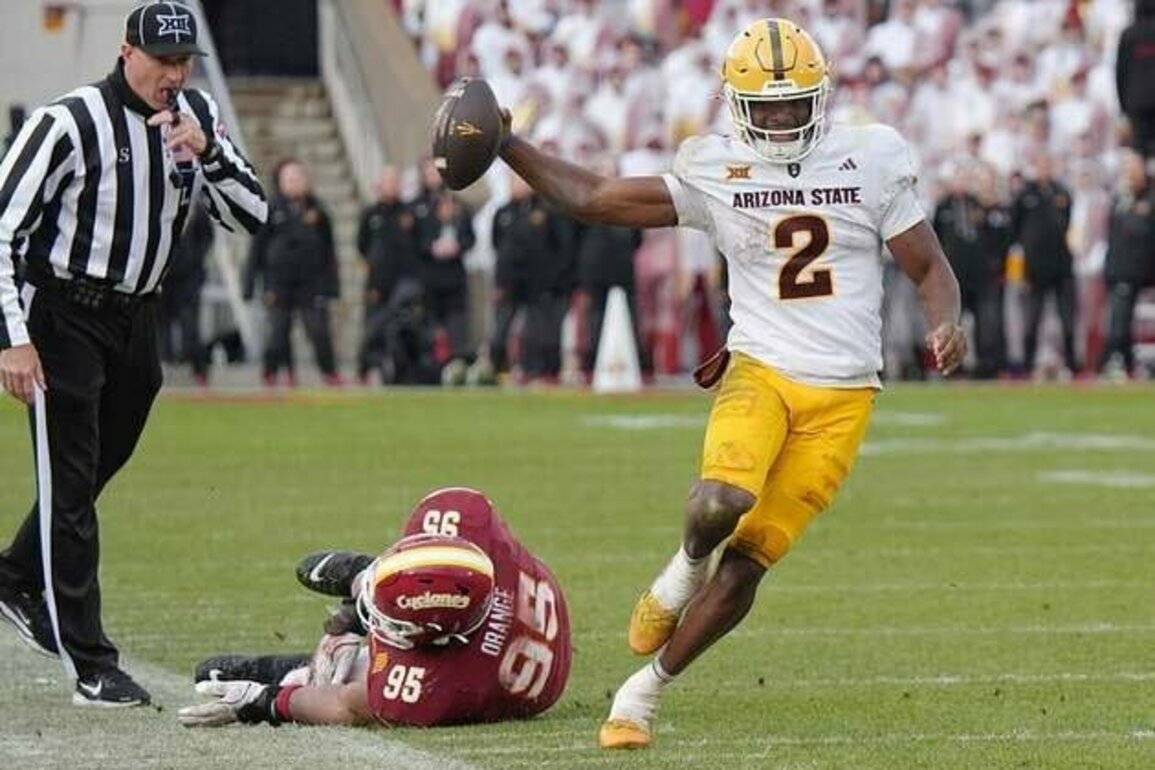 No. 25 Arizona State winning with backup QB, takes on struggling Colorado