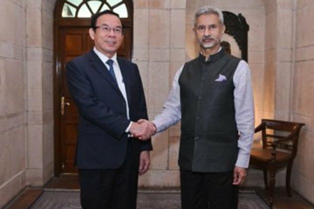 Jaishankar vows to advance Comprehensive Strategic Partnership with Vietnam
