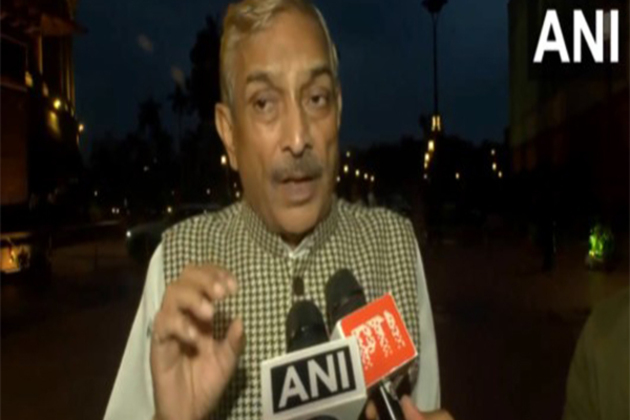 "PM would not want to take accountability for 25 pc tariffs": Congress MP Pramod Tiwari