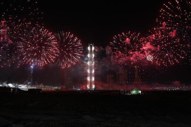 Gold fireworks, gray realities -- Middle East's uneven march into 2026
