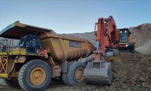  More than 100,000 tonnes of gold ore is sitting on the run-of-mine pad at Jeffreys Find.