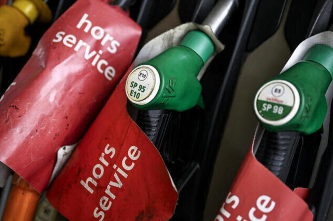 Fuel supply shortages hit one in five petrol stations in France