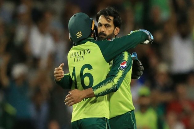 WI vs PAK, 2nd T20I: Hafeez, Babar shine for visitors