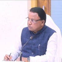 Odisha CM discusses supply of essential commodities with district collectors, directs market monitoring