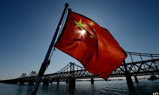 China manufacturing activity slows as trade war rages China manufacturing activity slows as trade war rages