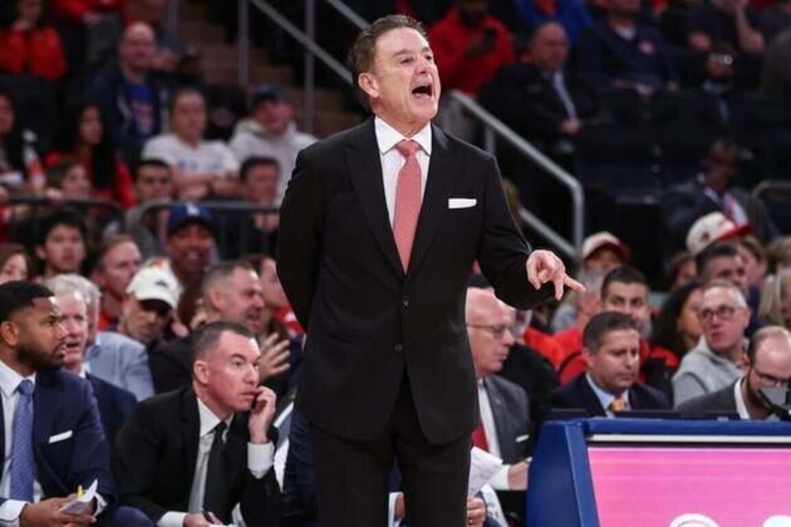 Coaches desperate for more effort as No. 23 St. John's meets Ole Miss