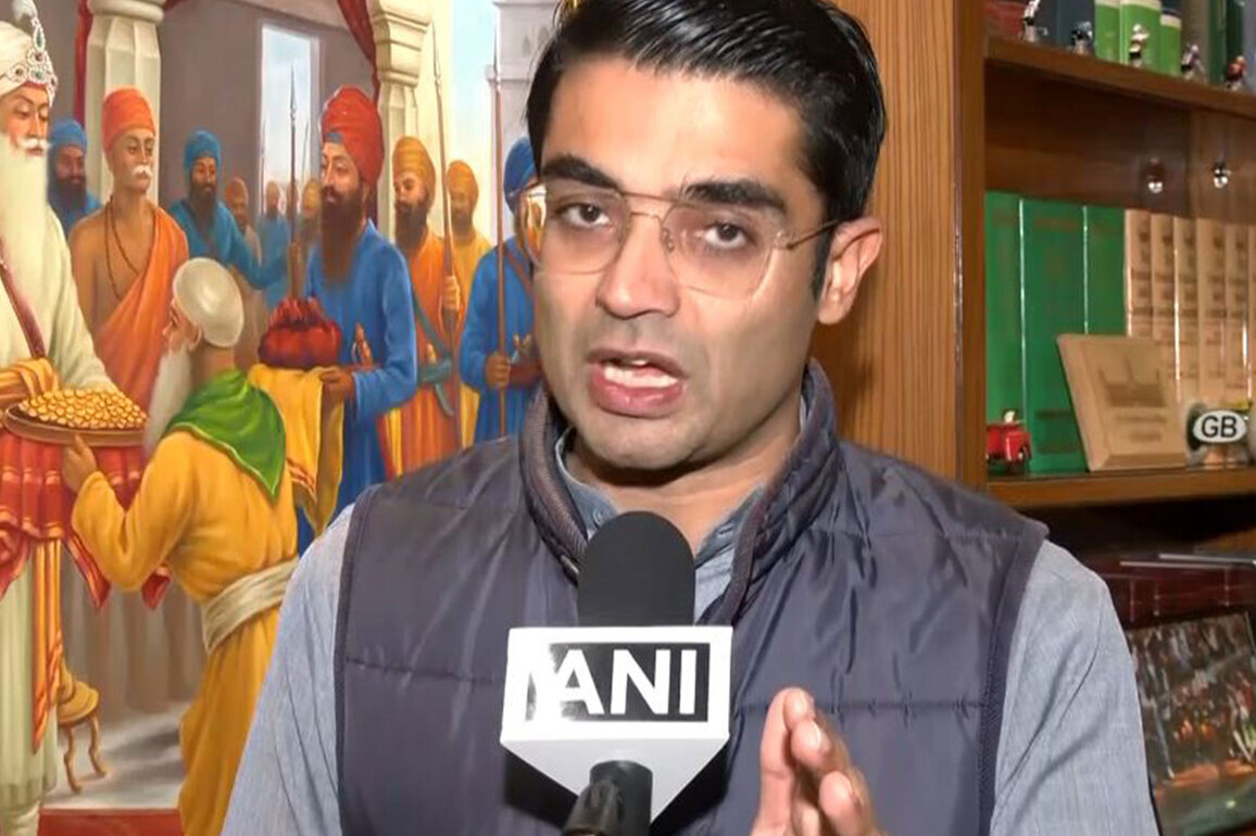 BJP leader slams Punjab govt after bike-borne assailants shot dead AAP leader