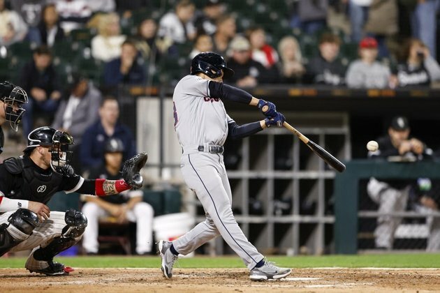 Shane Bieber, Guardians complete sweep of White Sox
