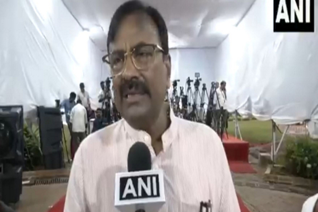 "Nobody has right to misbehave with any woman," says BJP MLA Mungantiwar after Influencer allegedly abused by MNS leader's son