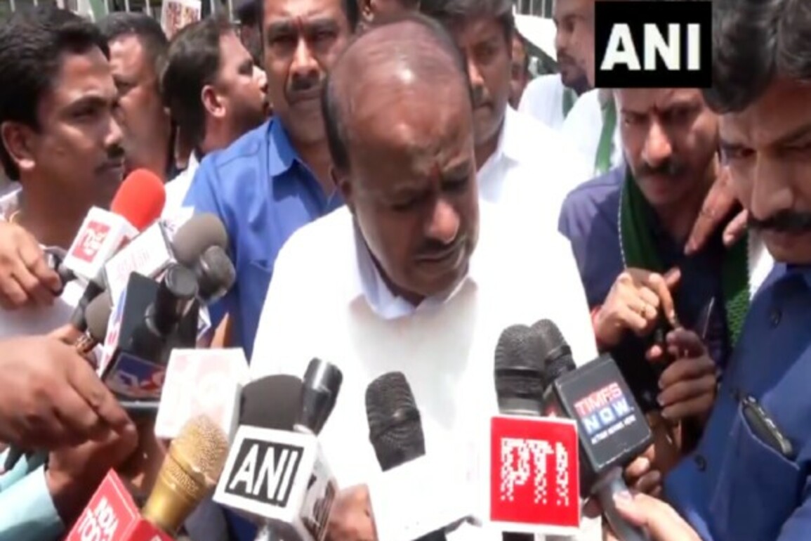 Union Minister HD Kumaraswamy slams Karnataka govt over taxes, defends Centre on fuel price