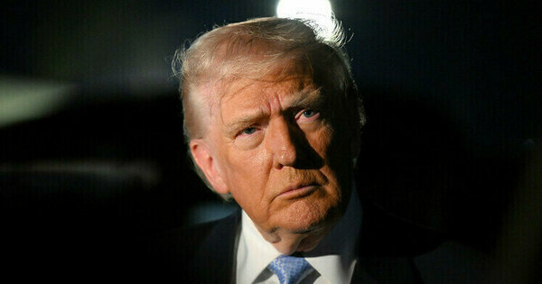 Trump doesnt rule out talks with Venezuelas Maduro