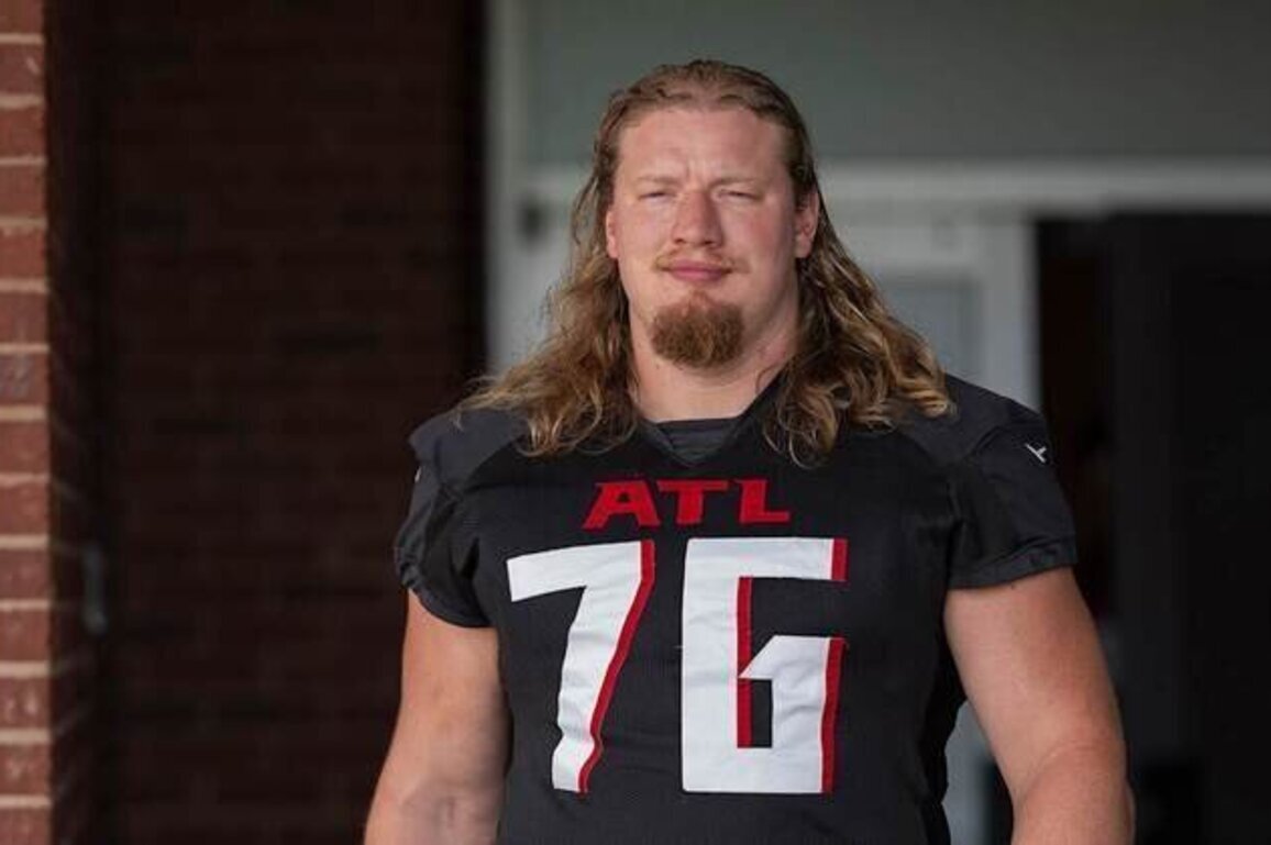 Falcons OT Kaleb McGary retires from the NFL