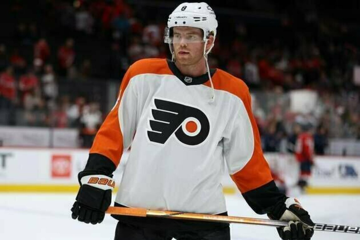 Flyers D Cam York inks $25.75M extension