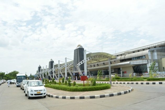 Tamil Nadu: Gold worth Rs 28 hidden in slippers seized at Tiruchirappalli airport