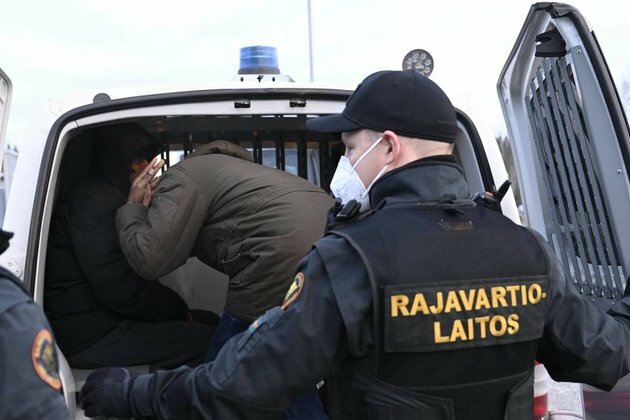 EU state gasses people at Russian border media