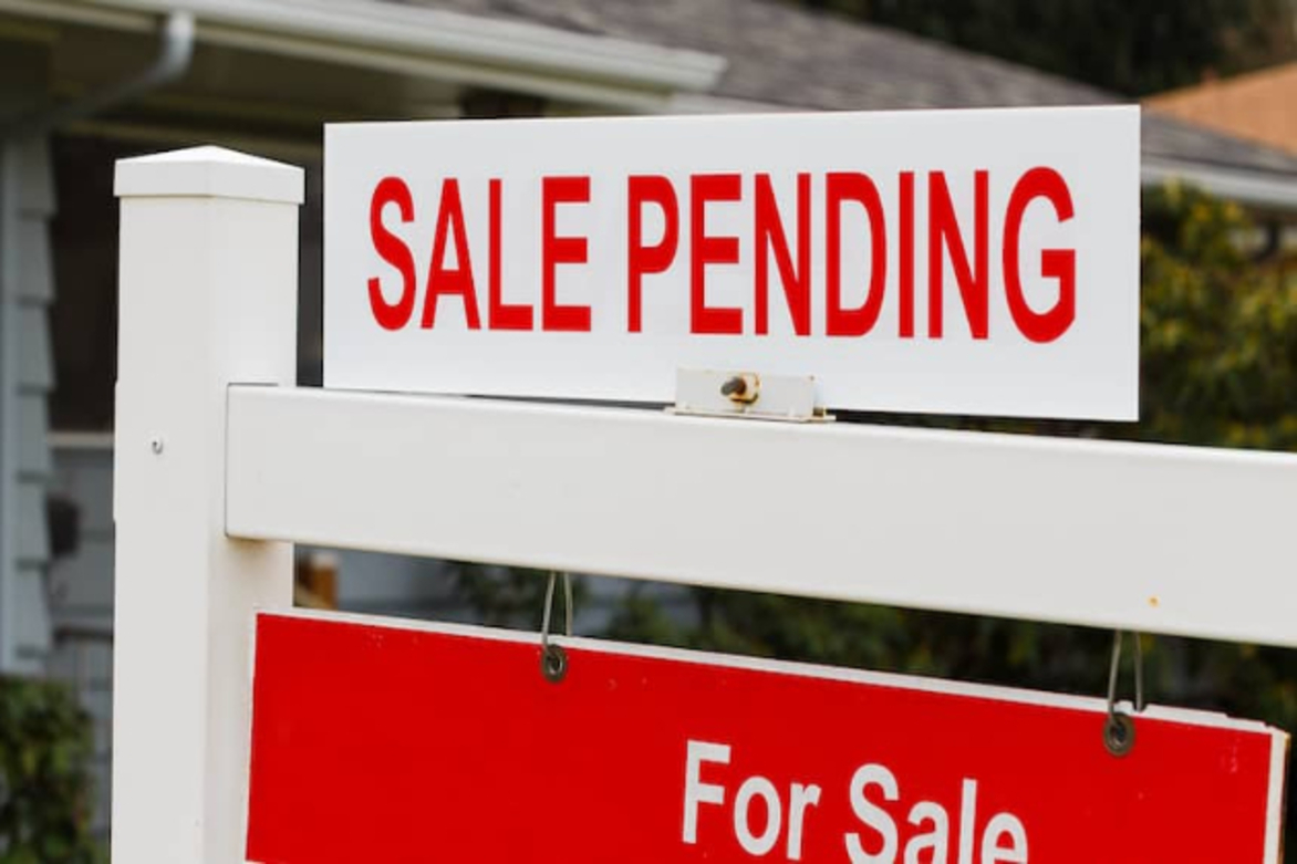 US pending home sales post biggest gain in more than a year