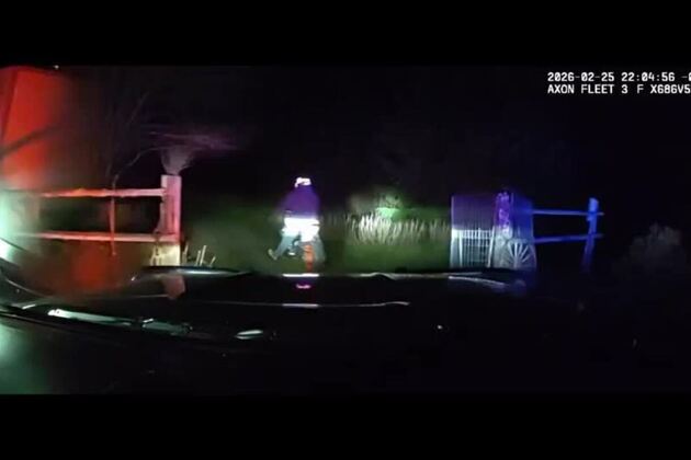 Bodycam video of Thurston County deputy pretending to be K-9