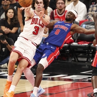 (SP)U.S.-CHICAGO-BASKETBALL-NBA-CHICAGO BULLS VS DETROIT PISTONS