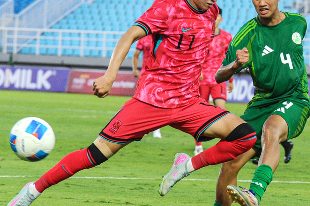 (SP)INDONESIA-SIDOARJO-FOOTBALL-AFC U23 ASIAN CUP-QUALIFIERS-SOUTH KOREA VS CHINA'S MACAU
