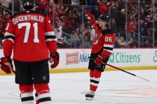 Jack Hughes' hat trick helps Devils double up Rangers