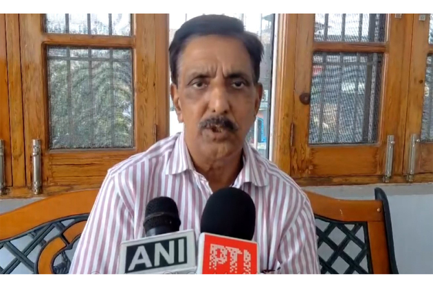 Former Punjab DGP Mohammad Mustafa refutes allegations in son's death case