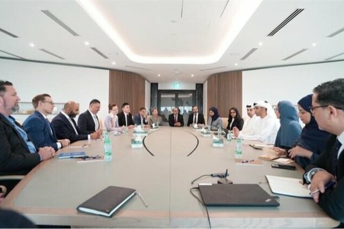 Al Zeyoudi meets with Australian Business Council to maximize opportunities from CEPA