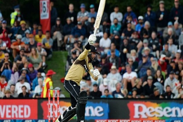 Conway becomes 1st NZ player to 5 consecutive T20 fifties