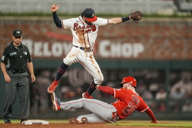 Braves look to keep pressure on Angels