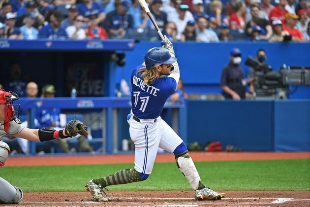 Bichette's two home runs enough to get Blue Jays past Reds